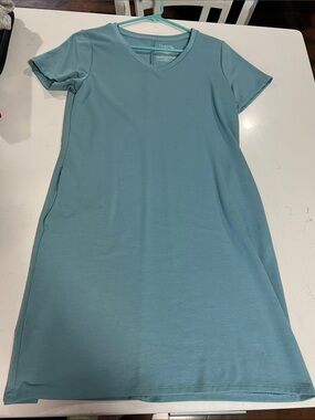 Time and Tru Dusty Teal V-Neck Casual T-Shirt Dress with pockets
